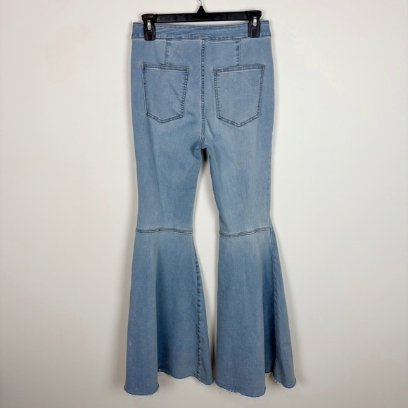 Free People Flare Float On Pant in Love Letters Size 27 - Picture 8 of 15